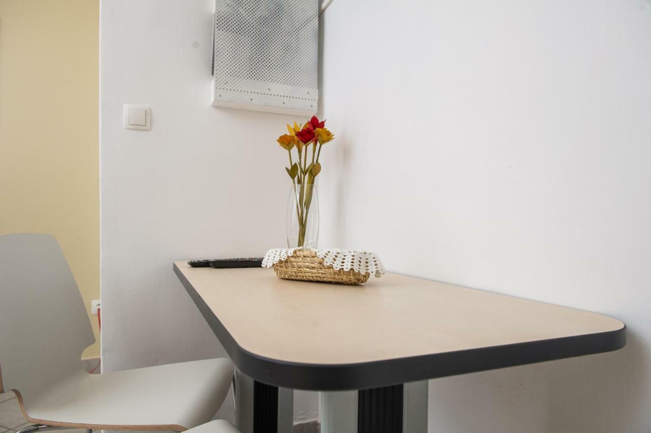 Roze Apartment Zagreb Exteriör bild